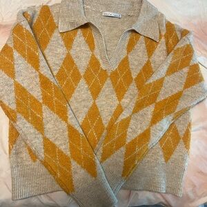 Women's Argyle Sweater - Cream and Gold